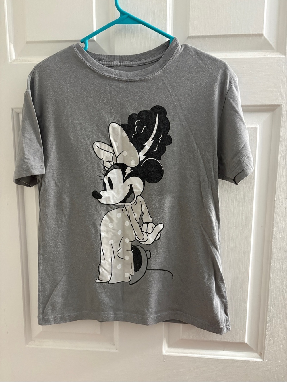Disney Gray Minnie Mouse Short Sleeve Tee